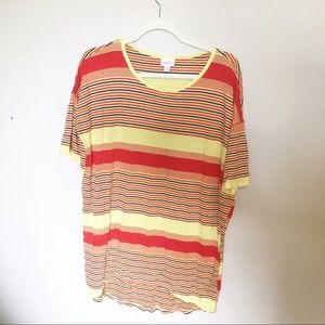 LuLaRoe High/Low Hem Colorful Top 95% Rayon